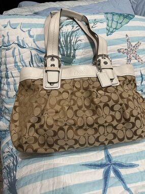 Coach -Hampton Pleated SOH HOBO  Shoulder Tote with White Trim- 3 pockets